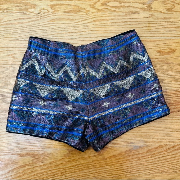 Woven Multicolored Sequin Shorts - Size: S - Picture 4 of 4